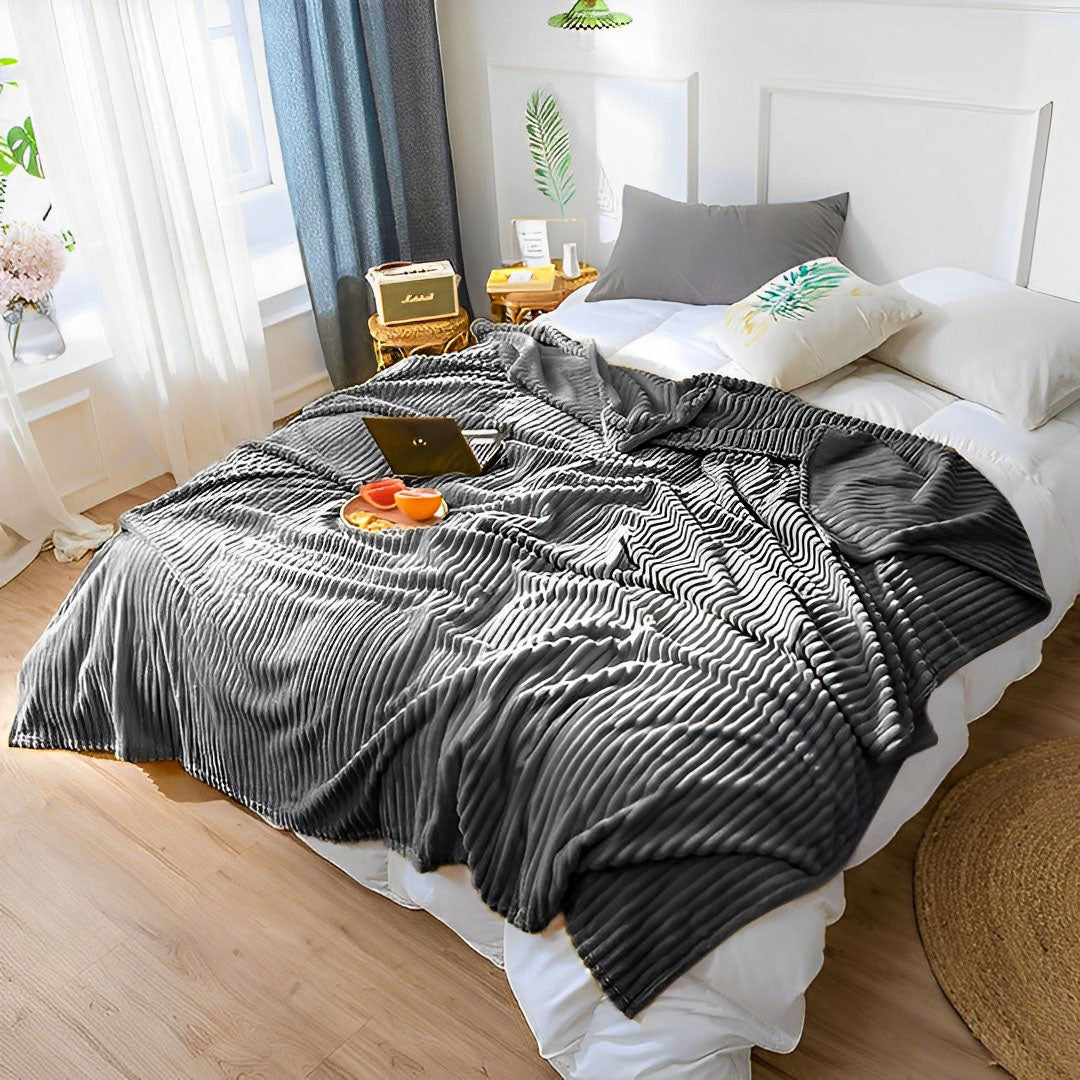 Throw Blanket Knitted Striped Pattern - Grey
