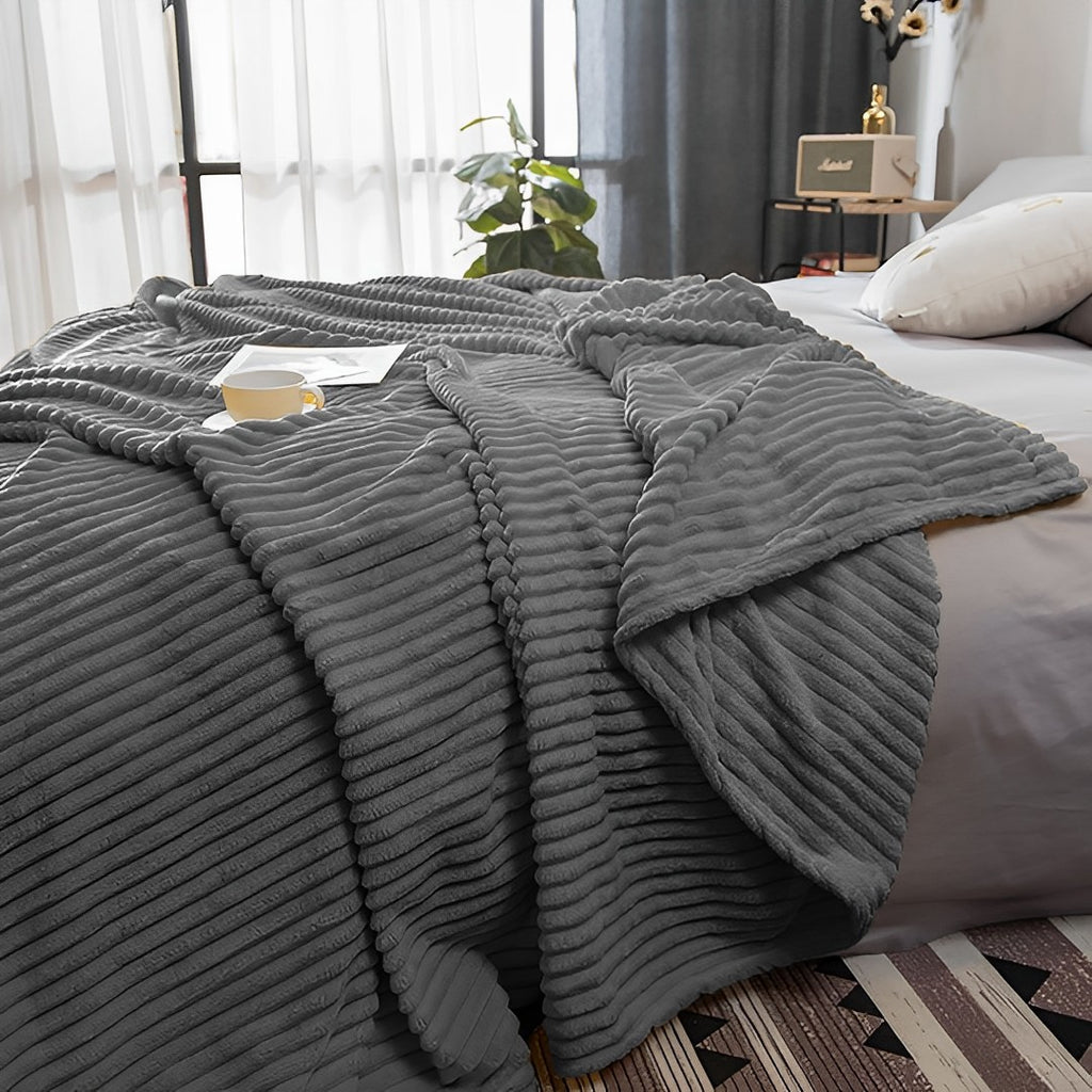 Throw Blanket Knitted Striped Pattern - Grey