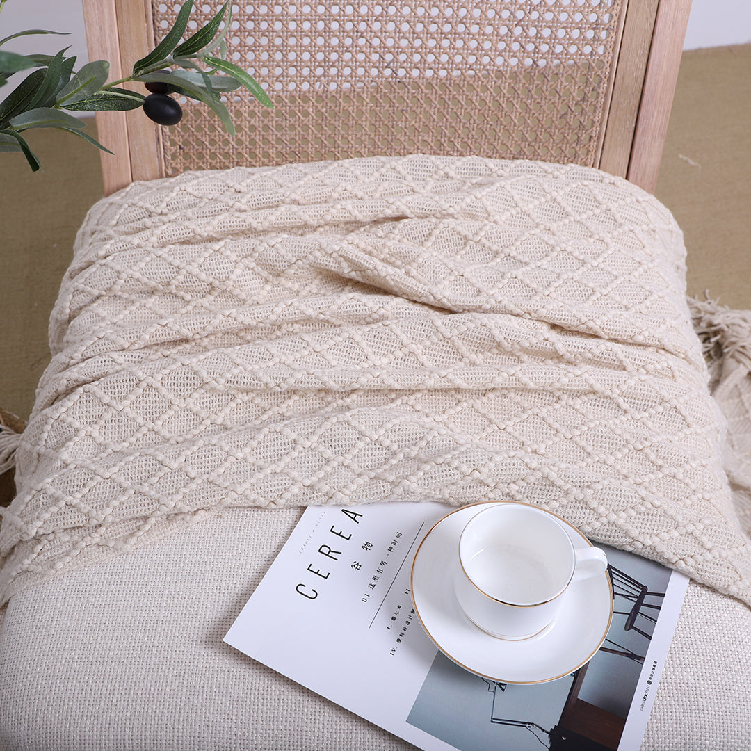 Throw Blanket Diamond Pattern Knitted Throw with Tassels - Beige