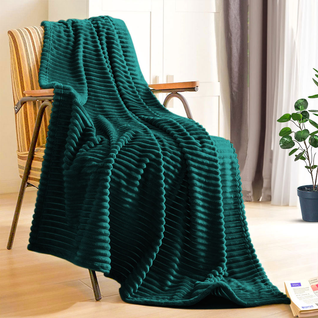 Throw Blanket Knitted Striped Pattern - Dark Green