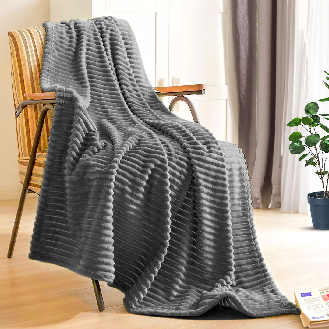 Throw Blanket Knitted Striped Pattern - Grey