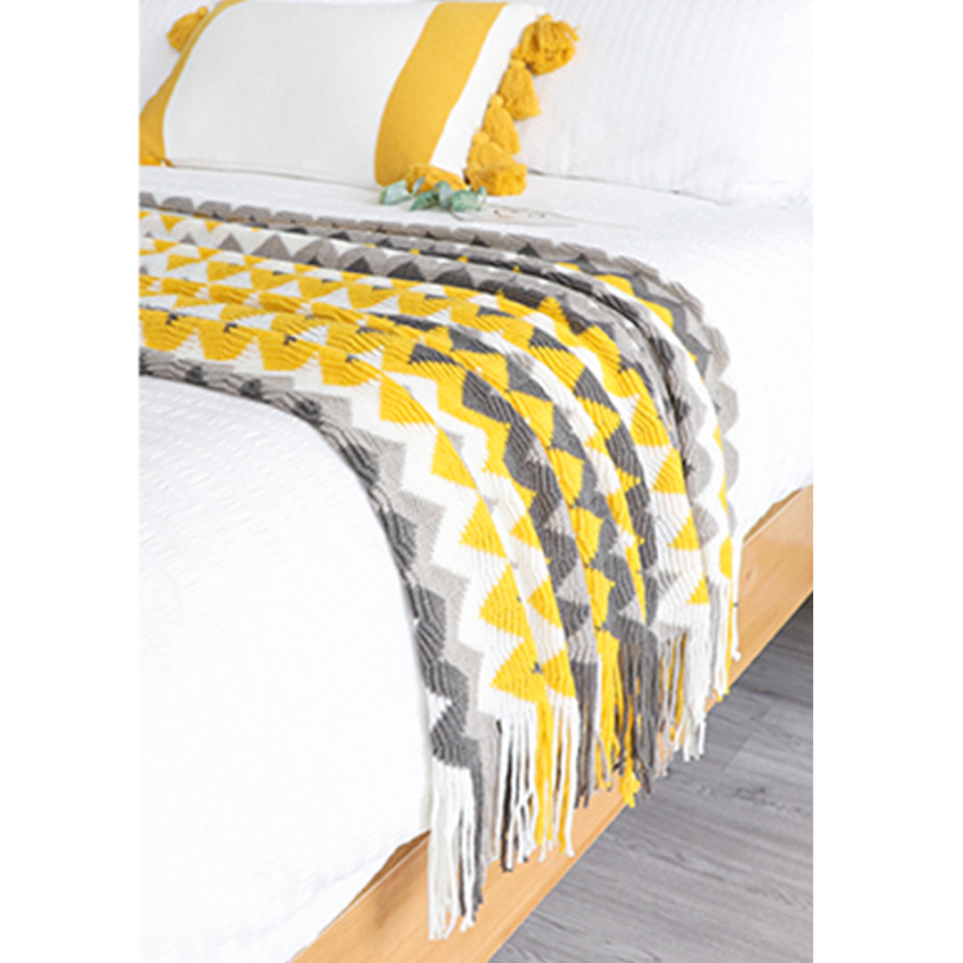  Zigzag Striped Acrylic Wave Knitted Throw Blanket Fringed - Yellow