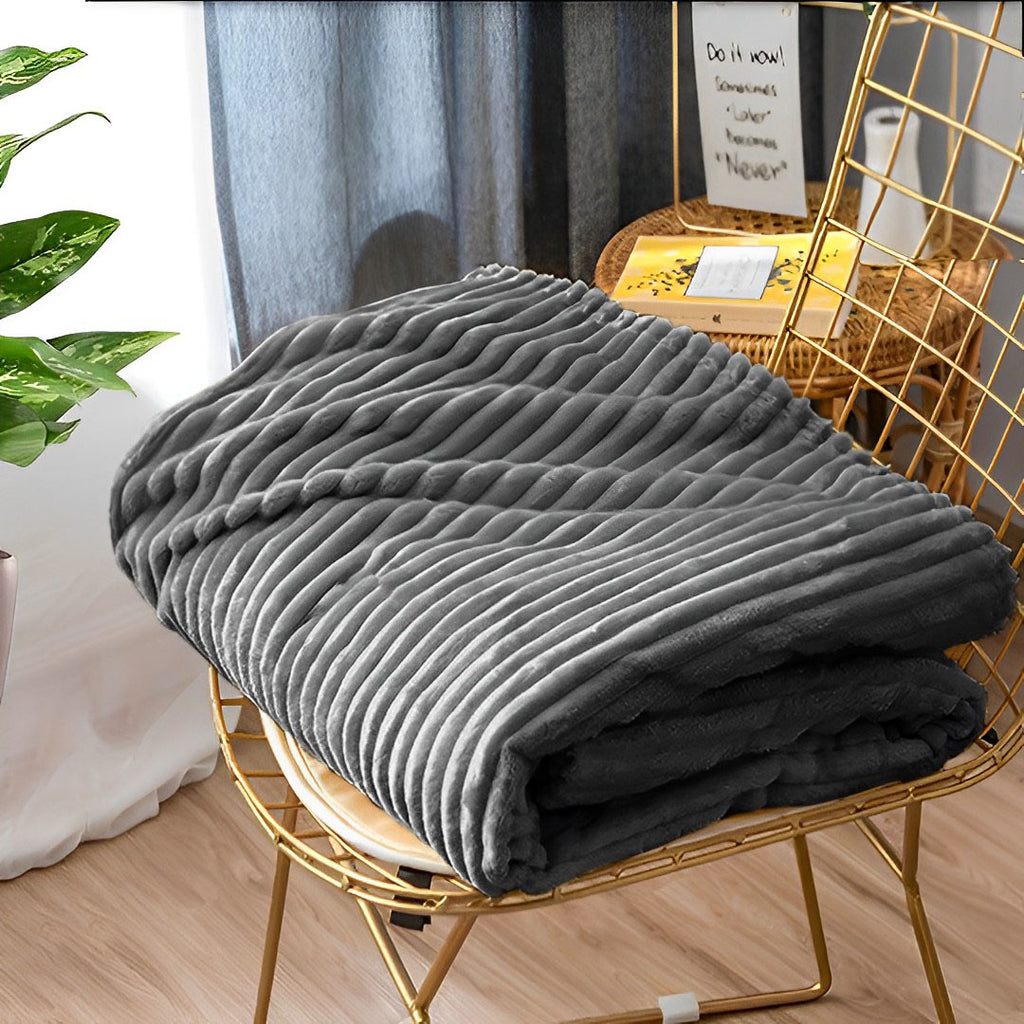 Throw Blanket Knitted Striped Pattern - Grey